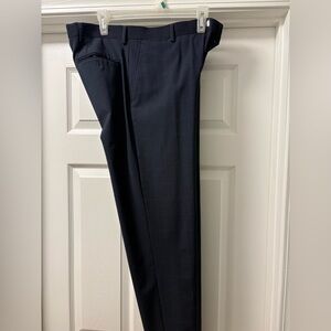Crown and Ivy Men's Navy Windowpane Dress Pants